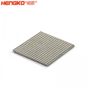 源頭廠家供應(yīng)不銹鋼五層燒結(jié)網(wǎng)濾板耐腐蝕，應(yīng)用于泥沙污水處理